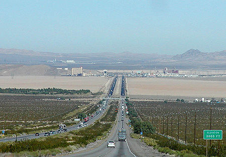 Tập_tin:Interstate15_Ivanpah_Valley.jpg