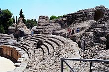 Римський амфітеатр в Італіці
