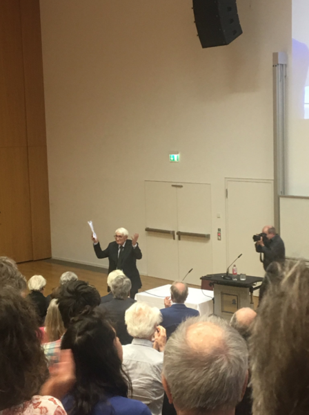 File:Jürgen Habermas, Hörsaal der Goethe-Universität in Frankfurt a. Main am 19. Juni 2019.png