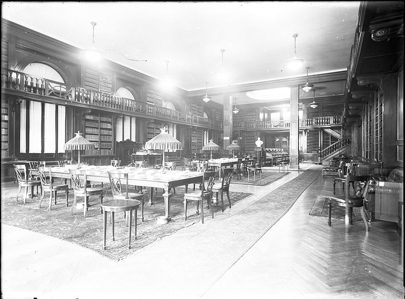 File:Jockey Club. Biblioteca. Buenos Aires..jpg