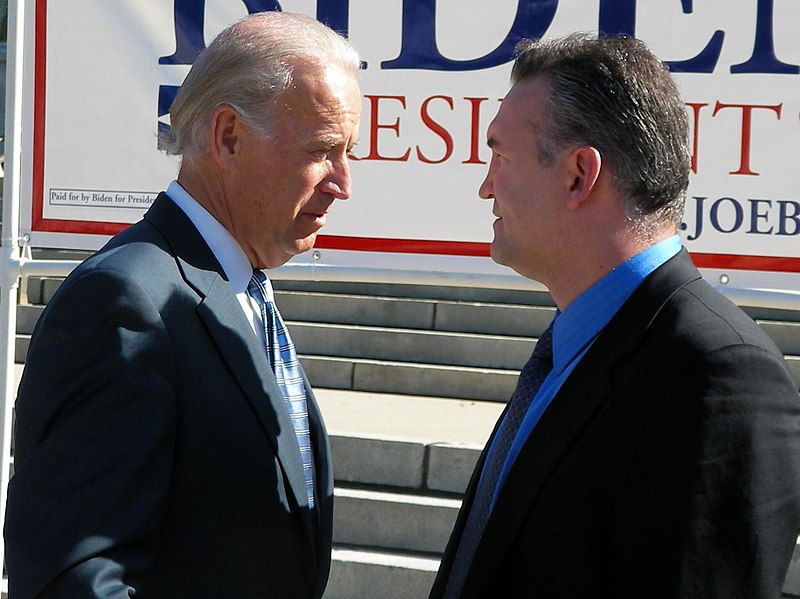 File:Joe Biden and Kevin McCarthy (cropped1).jpg