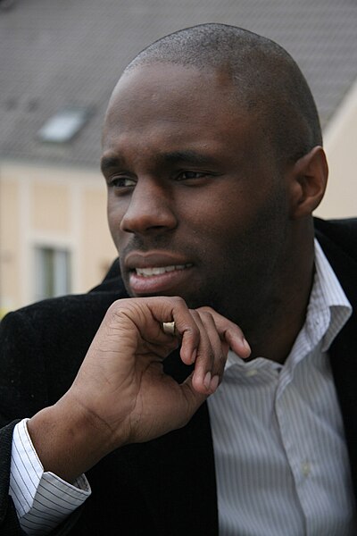 File:Kémi Séba 2007.jpeg