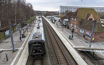 Sådan kommer du til Kokkedal St. med offentlig transport – Om stedet