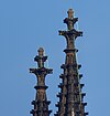 Kreuzblumen auf den Turmspitzen des Kölner Domes