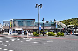 Kurayoshi Station, ekisha.jpg