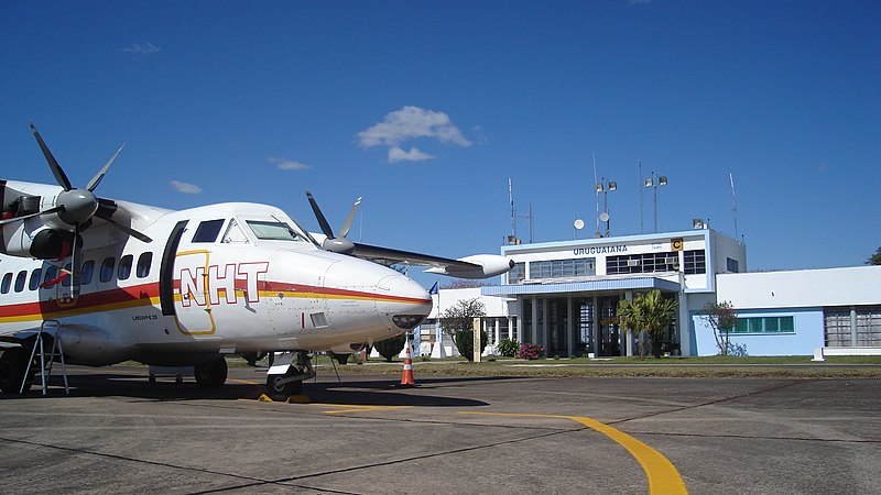 File:Let 410 at Uruguaiana Airport - Brazil.JPG