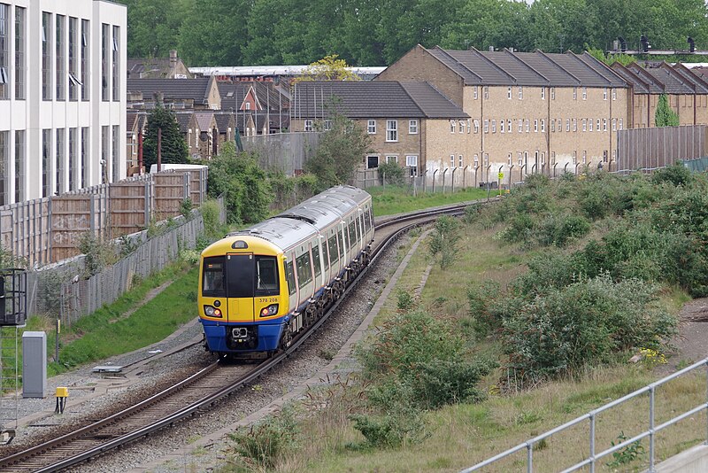 File:London MMB »0O3 Silwood Junction 378208.jpg