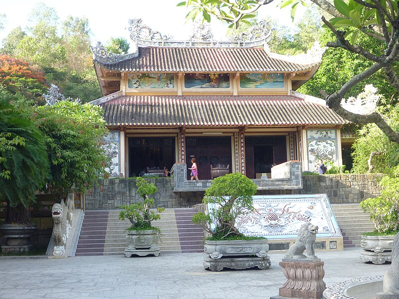 File:Long-Sơn-Pagoda Temple.JPG
