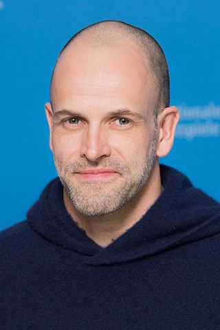 Jonny Lee Miller