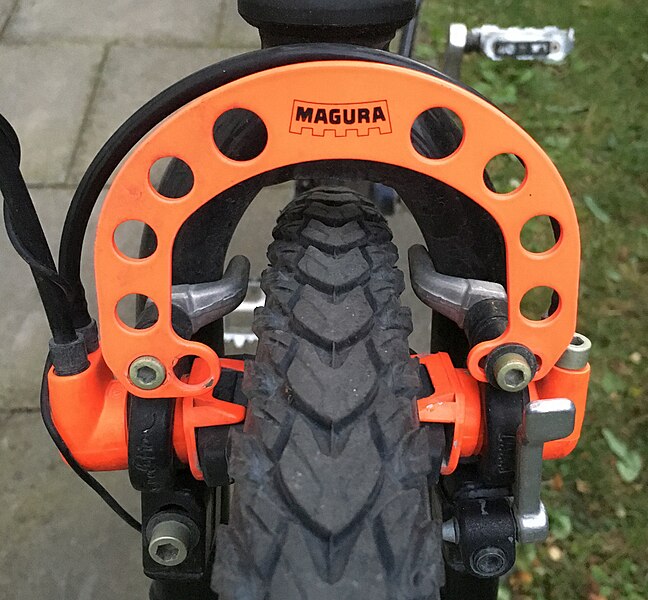 File:Magura Evolution - hydraulic bicycle rim brake - front view.jpg
