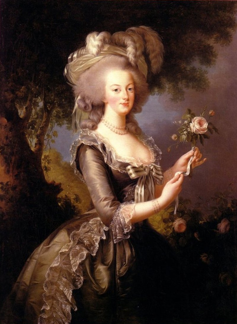 Marie Antoinette Adult4.jpg