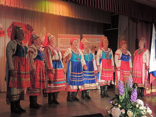 Народный фольклорный ансамбль «Восход солнца» (эрз. «Чилисема»), с. Багана, Шенталинский р-н Самарской области. XIX областной фестиваль «Весна Масторавы» (эрз. «Масторавань тундо»)