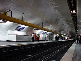 Metro de Paris - Ligne 1 - stația Chatelet 01.jpg