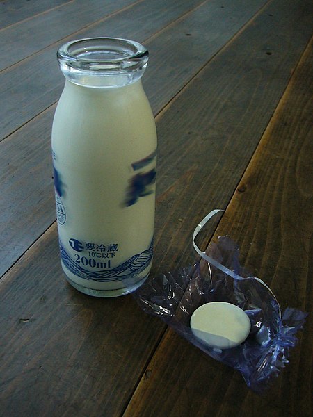 File:Milk-bottle&cap,japan.JPG