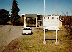 Monticello border station