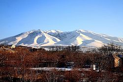 Mount Ara, Aragatsotn, Armenia, by Alexander Mkhitaryan.jpg