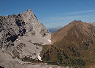 <span class="mw-page-title-main">Mount Pocaterra</span> Mountain in the country of Canada
