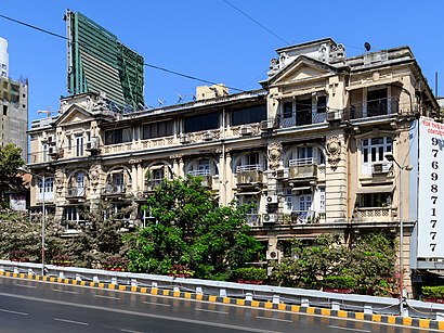 How to get to Kemps Corner with public transit - About the place