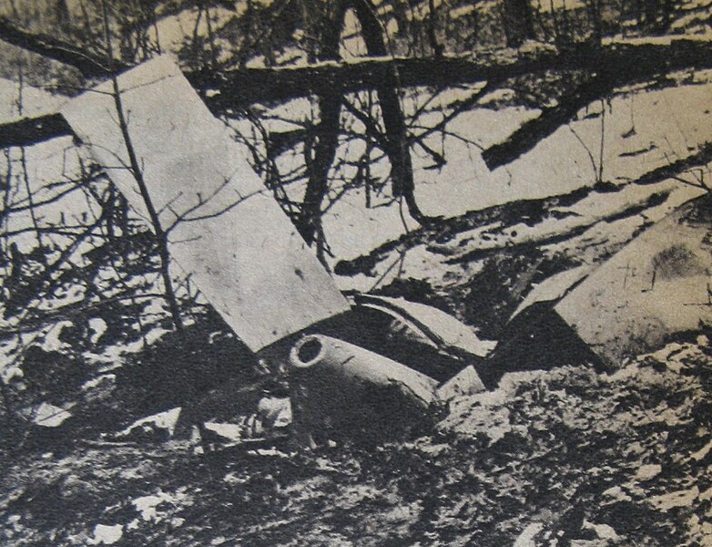 File:Northwest Orient Airlines Flight 710（N121US） wreckage.jpg