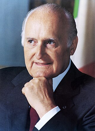 <span class="mw-page-title-main">1992 Italian presidential election</span> Election of the President of the Italian Republic