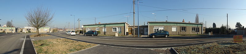 File:Pecquencourt - Cités de la fosse Barrois des mines d'Aniche (A055).JPG