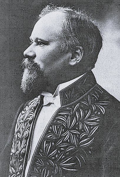 Raymond Poincaré was one of the five French heads of state who became members of the Académie Française. He is depicted wearing the habit vert, or gre