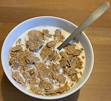 Post Bran Flakes - Whole Grain Wheat and Bran Cereal, with milk.jpg