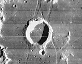 Снимок зонда Lunar Orbiter - IV.