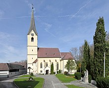 Regau - Kirche (2).JPG