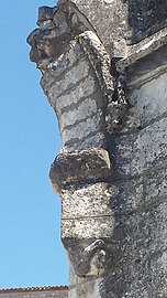 Restos de la antigua fachada de San Eutropio