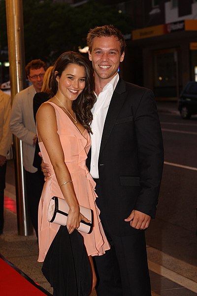File:Rhiannon Fish and Lincoln Lewis (6297908803).jpg
