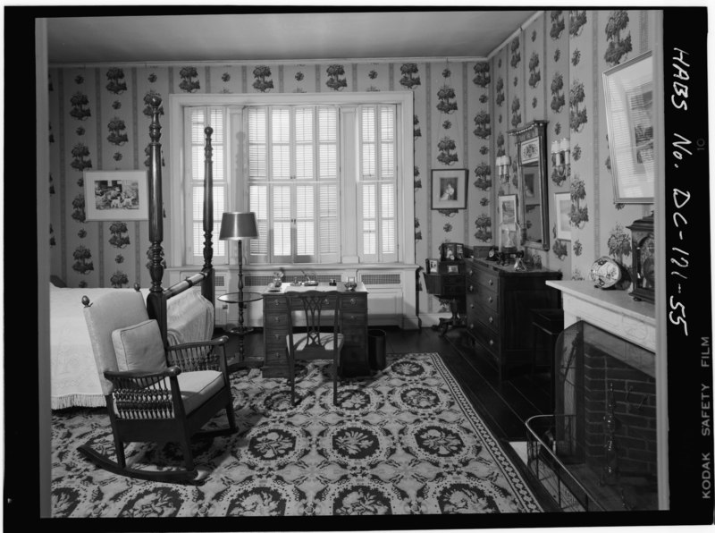 File:SECOND FLOOR, SOUTHWEST BEDROOM FROM NORTH - Tudor Place, 1644 Thirty-first Street, Northwest, Washington, District of Columbia, DC HABS DC,GEO,2-55.tif