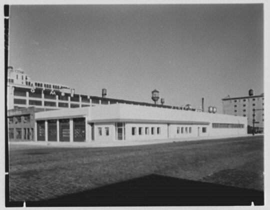 File:Sadler Realty Building, 48th Ave. and Van Dam St., Long Island City. LOC gsc.5a23991.tif