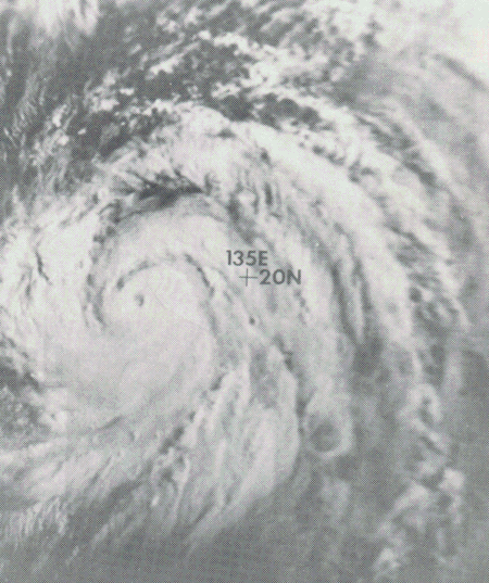 ไฟล์:SallyJune271976DMSP.gif