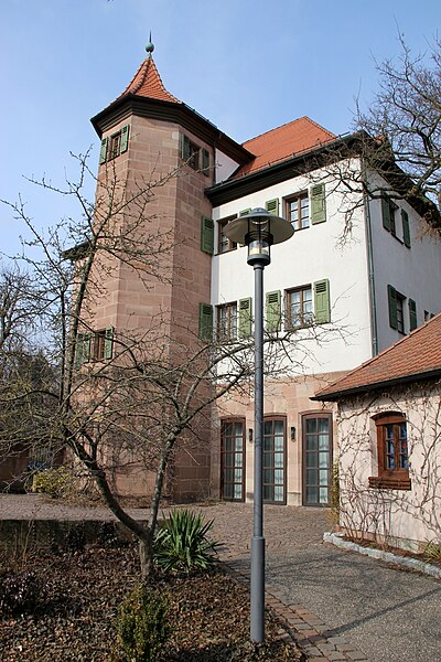 File:Schloss Schwaig 03.jpg