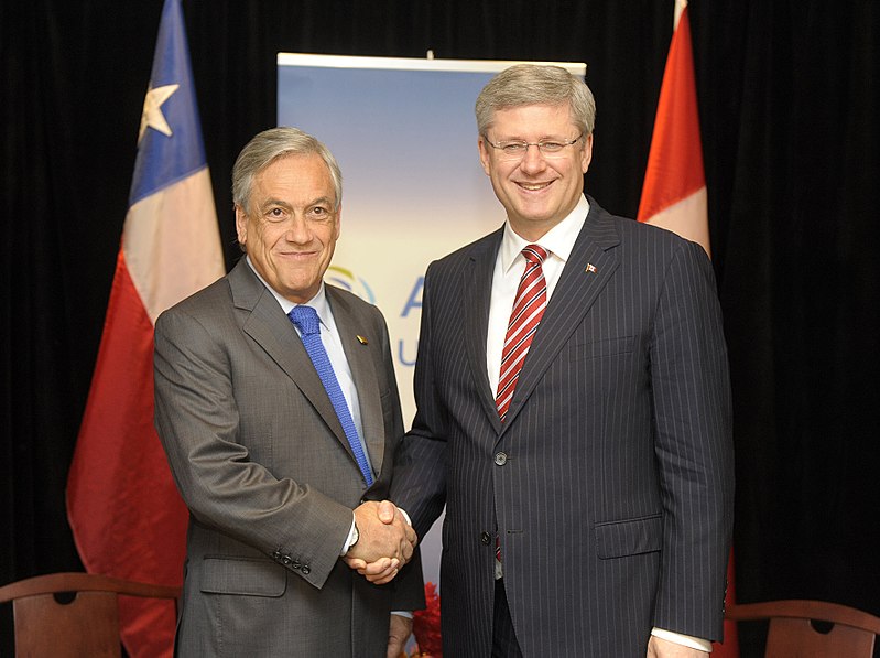 File:Sebastián Piñera and Stephen Harper.jpg