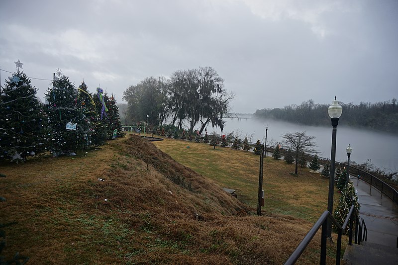 File:Selma December 2018 12 (Riverfront Park).jpg