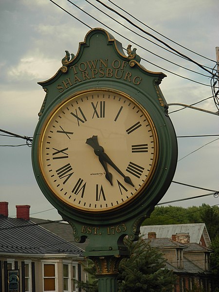 File:Sharpsburg clock.JPG