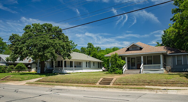 File:South Center Street Historic District Arlington Wiki (1 of 1).jpg