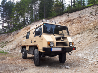 Steyr-Puch Pinzgauer 390px-Steyr-_Puch_Pinzgauer_Turbo_D