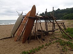 Leanto Surfbrett (8727099697) .jpg