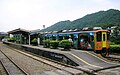 Diesel train stopped at Shihfen Station on the Pingsi Line.