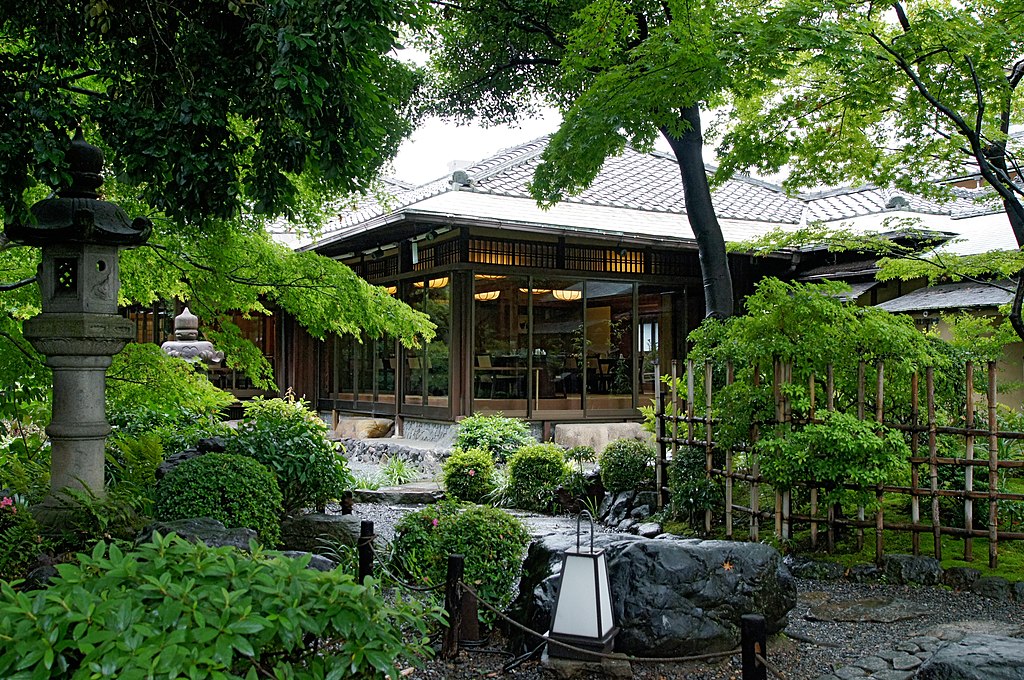 File:Takasegawa Nijoen Kyoto Japan06s3.jpg - Wikimedia Commons