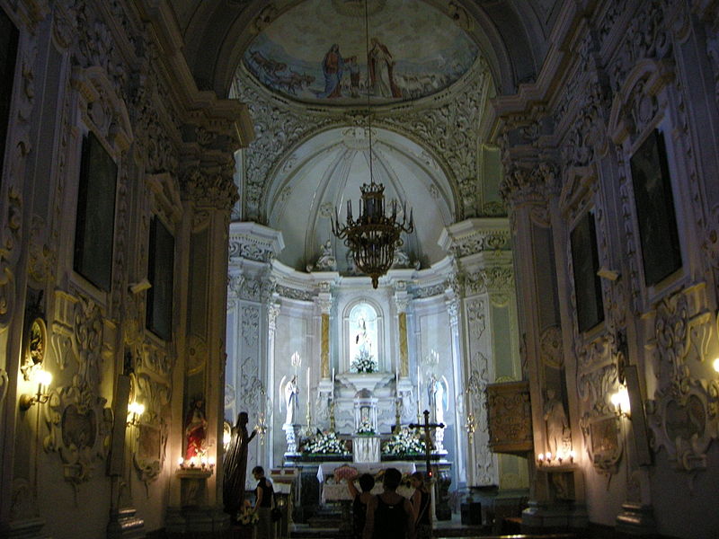 File:Taormina, chiesa di san giuseppe, interno 02.JPG