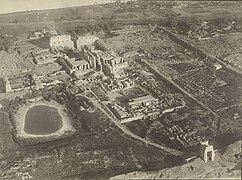 Fotografija hramskog kompleksa snimljena 1914. godine, Kornelova univerzitetska biblioteka