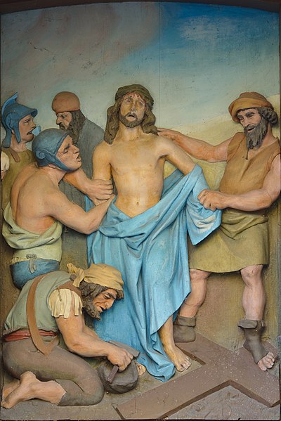 File:Tenth station of the cross Josef Moroder Lusenberg in Laghel Arco.jpg