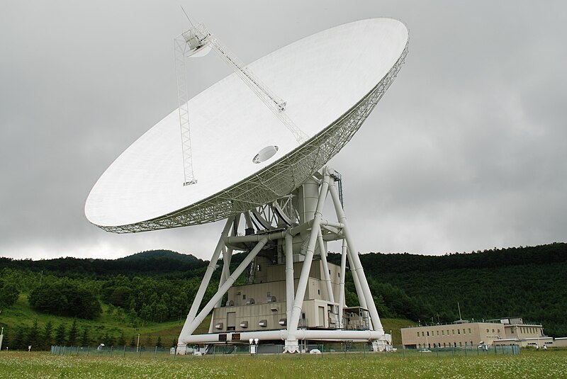 File:The 64 m antenna at Usuda Deep Space Center.jpg