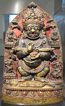 Mahakala statue, holding a flaying knife (kartika) and skullcup (kapala) Tibet, mahakala, guardiano della dottrina sotto l'aspetto gur-gyi mgon-go, 1292.JPG