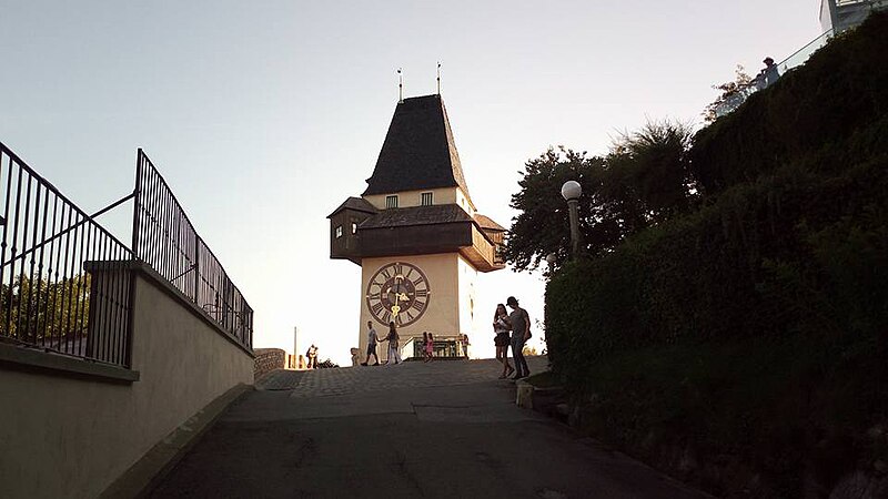 File:Torre dell'Orologio, Graz.jpg