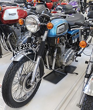 <span class="mw-page-title-main">Triumph Quadrant</span> British motorcycle